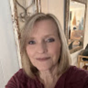 Meet your Posher, Deborah